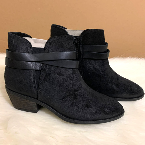 FAT FACE Black Leather EMMA STRAPPY Ankle Boots Sz 8 NWT - Picture 2 of 15